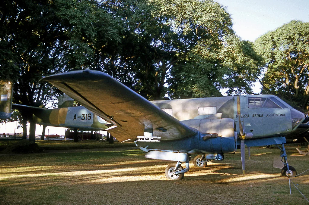 Fábrica Argentina de Aviones IA 35 Huanquero