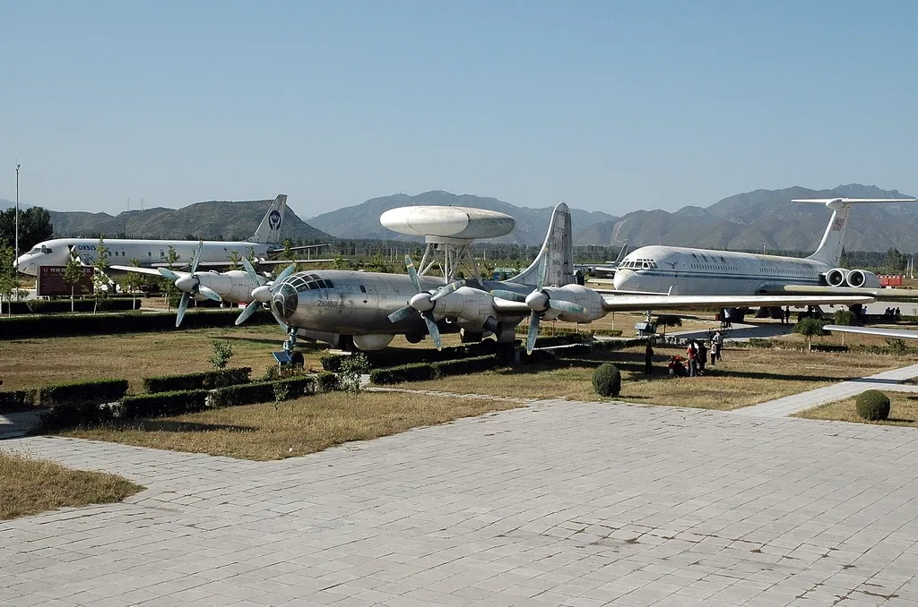 KJ-1 AEWC