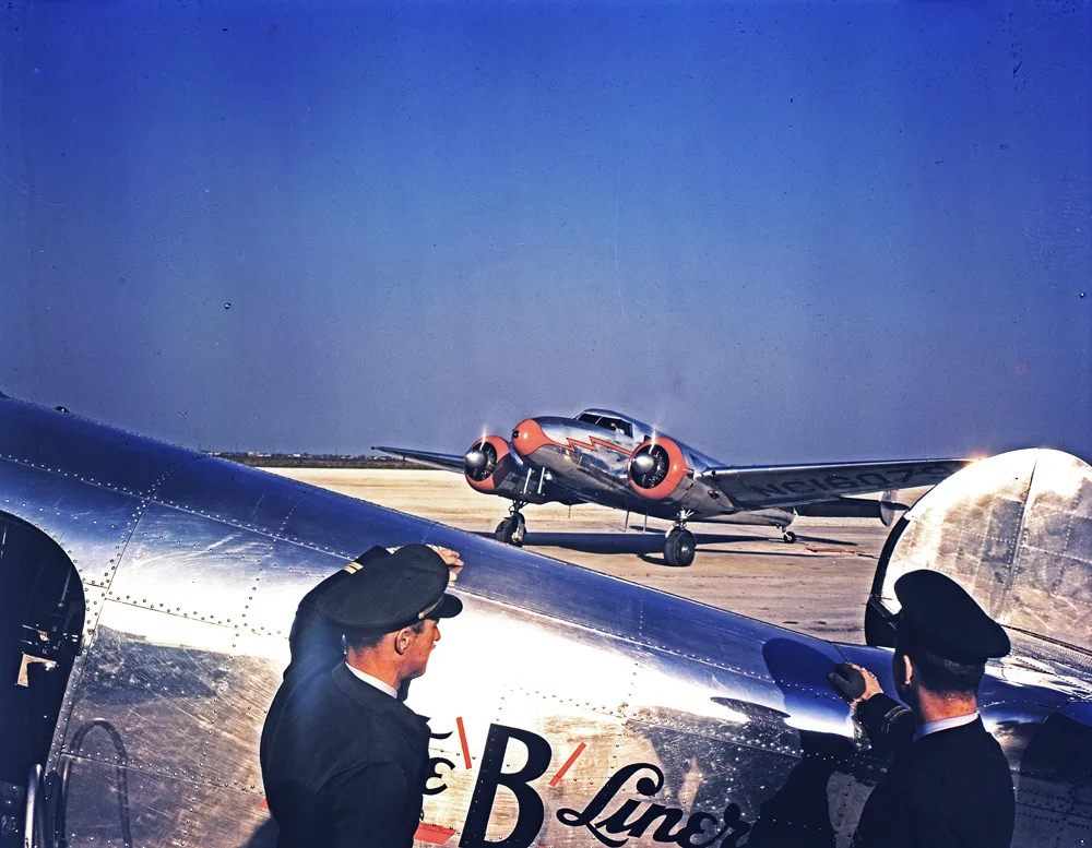 Lockheed 12