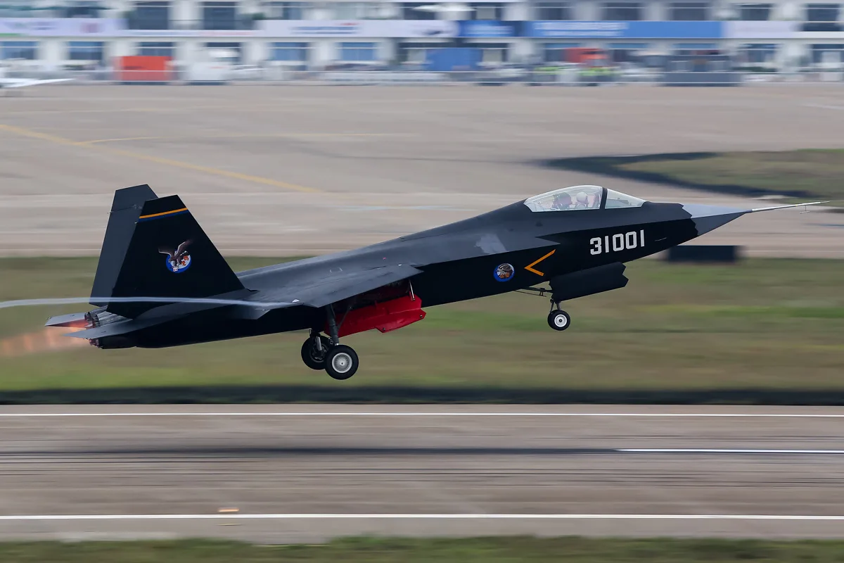 Shenyang Aircraft Corporation J-35